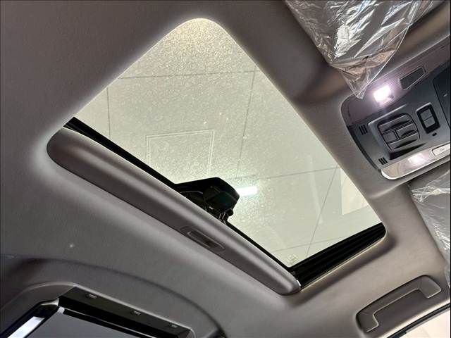 TOYOTA VELLFIRE 2016