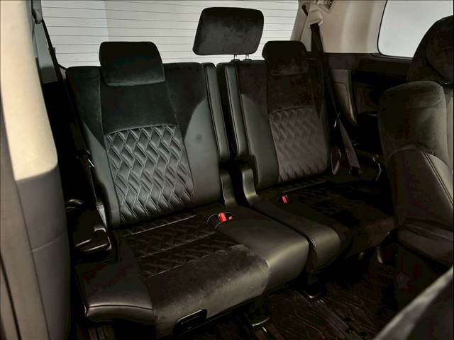 TOYOTA VELLFIRE 2016