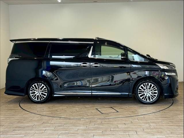 TOYOTA VELLFIRE 2016