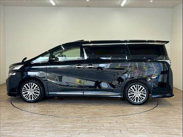 TOYOTA VELLFIRE 2016