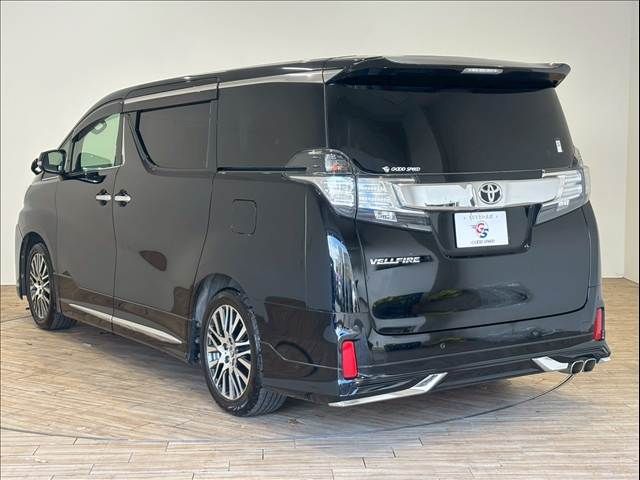 TOYOTA VELLFIRE 2016