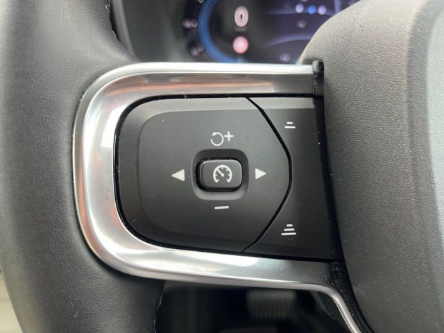 VOLVO VOLVO XC40 2024