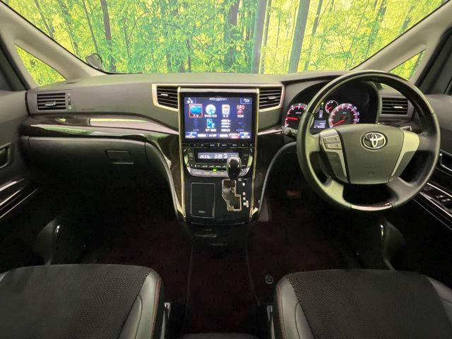 TOYOTA VELLFIRE 2014