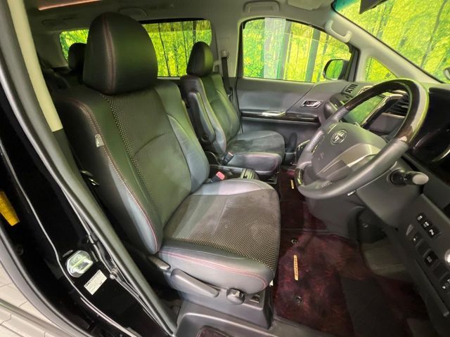 TOYOTA VELLFIRE 2014