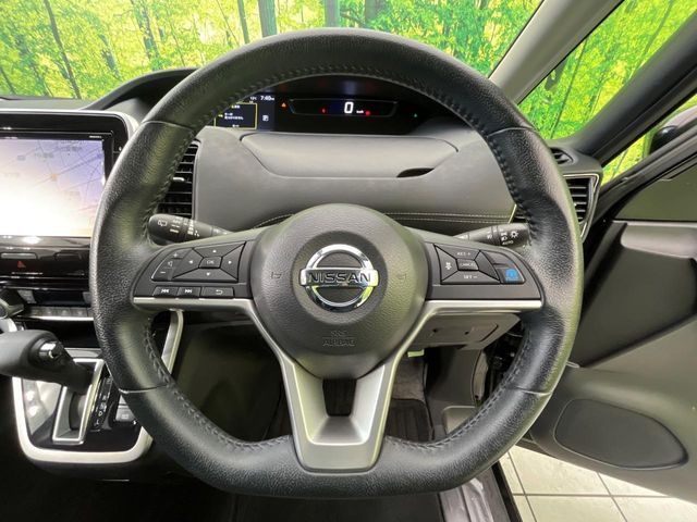 NISSAN SERENA  S-HYBRID 2016