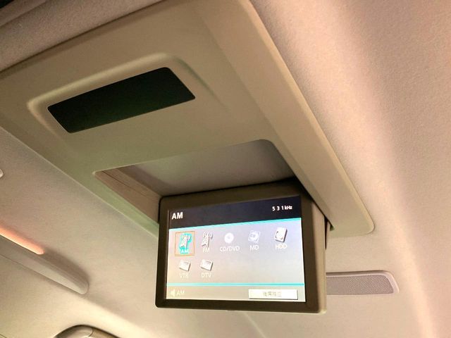 TOYOTA VELLFIRE 2008