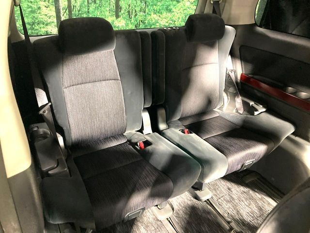 TOYOTA VELLFIRE 2008