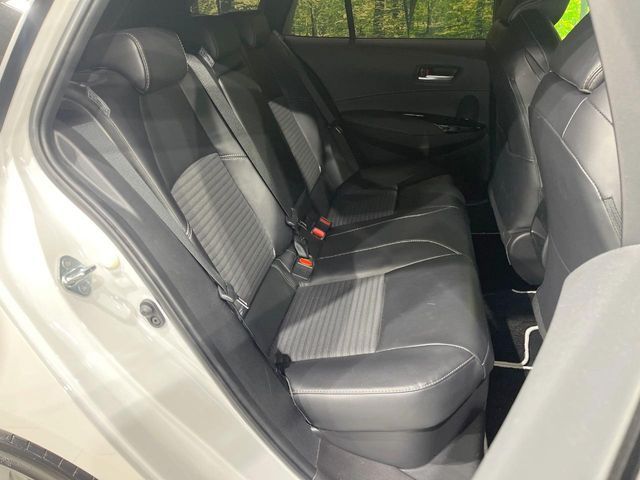 TOYOTA COROLLA TOURING HYBRID 2023