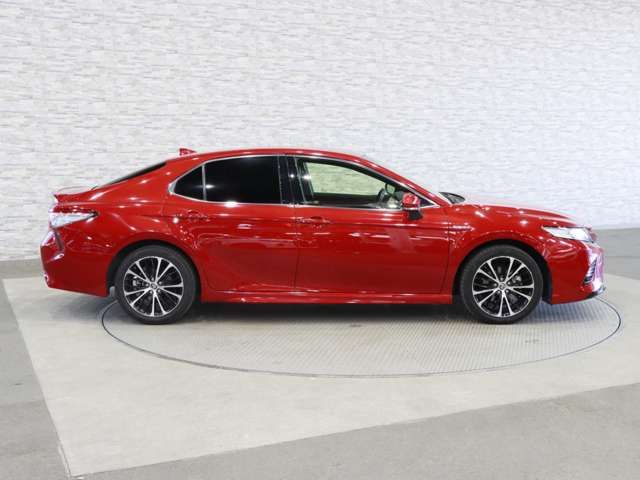 TOYOTA CAMRY HYBRID 2020