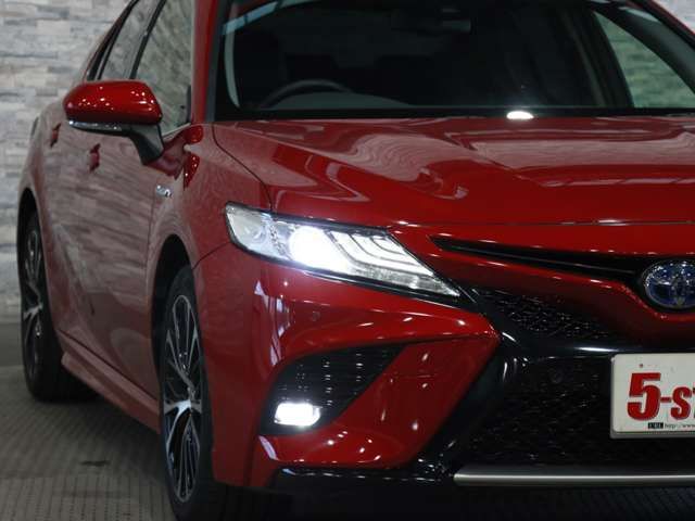 TOYOTA CAMRY HYBRID 2020