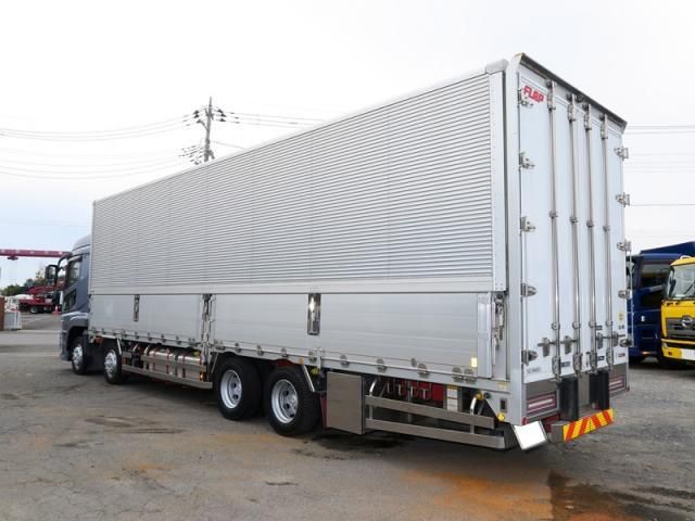 MITSUBISHI FUSOU SUPER GREAT 2017