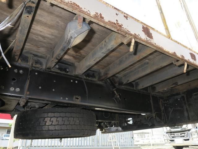 MITSUBISHI FUSOU SUPER GREAT 2010