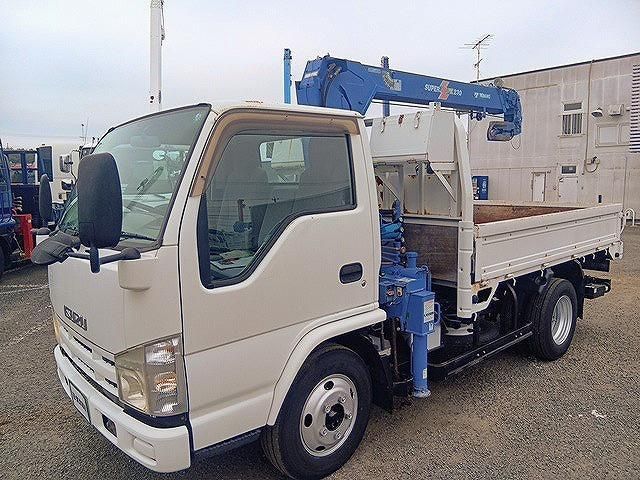 ISUZU ELF 2009
