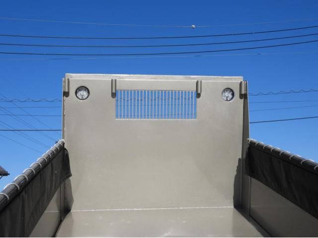 MITSUBISHI CANTER 2022