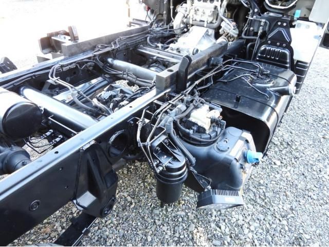 MITSUBISHI CANTER 2022