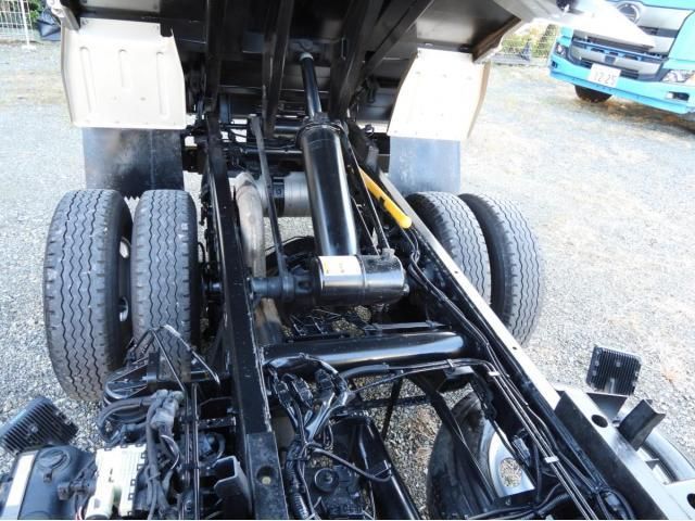 MITSUBISHI CANTER 2022