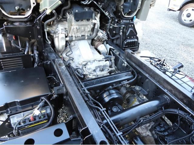 MITSUBISHI CANTER 2022