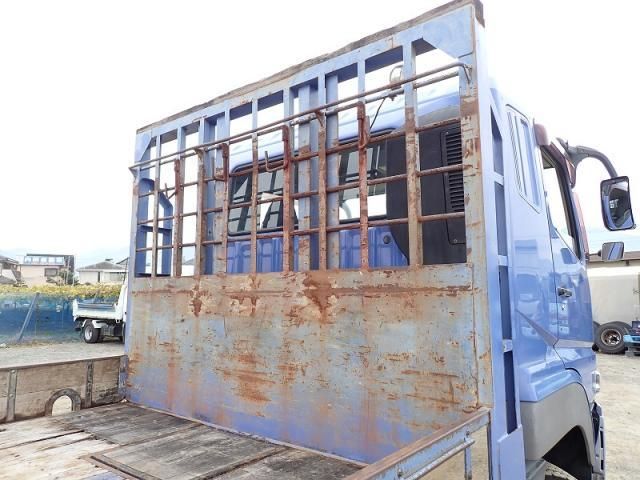 MITSUBISHI FUSOU SUPER GREAT 2013