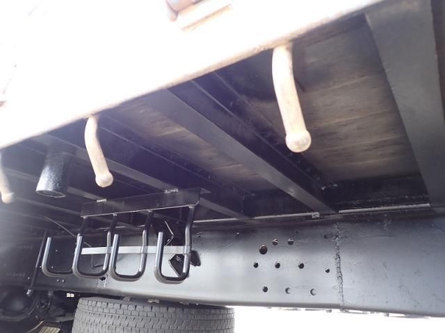 MITSUBISHI FUSOU SUPER GREAT 2013