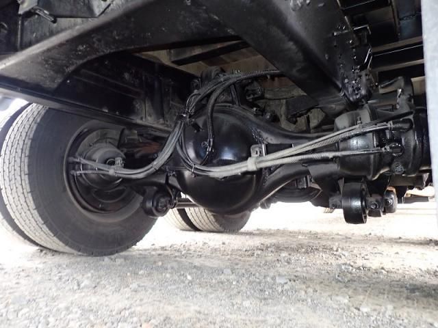 MITSUBISHI FUSOU SUPER GREAT 2013