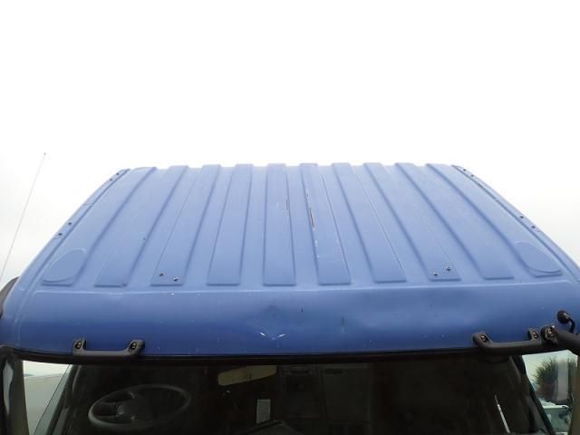 MITSUBISHI FUSOU SUPER GREAT 2013