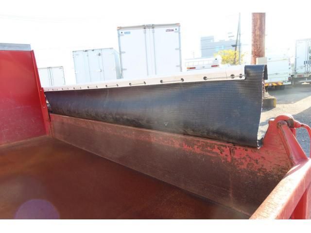 MITSUBISHI CANTER 2022