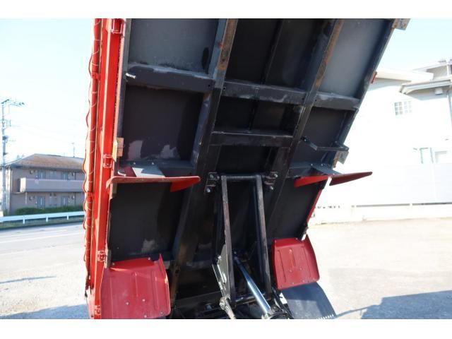 MITSUBISHI CANTER 2022