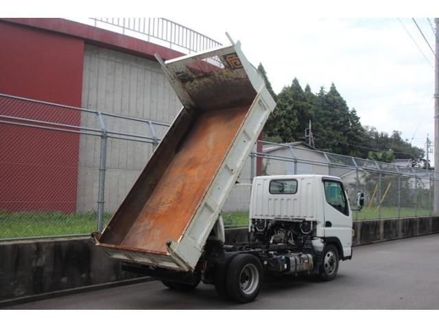 MITSUBISHI CANTER 2016