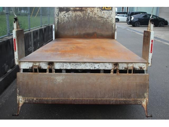 MITSUBISHI CANTER 2016