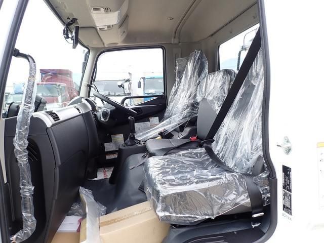 MITSUBISHI FUSOU FIGHTER 2025