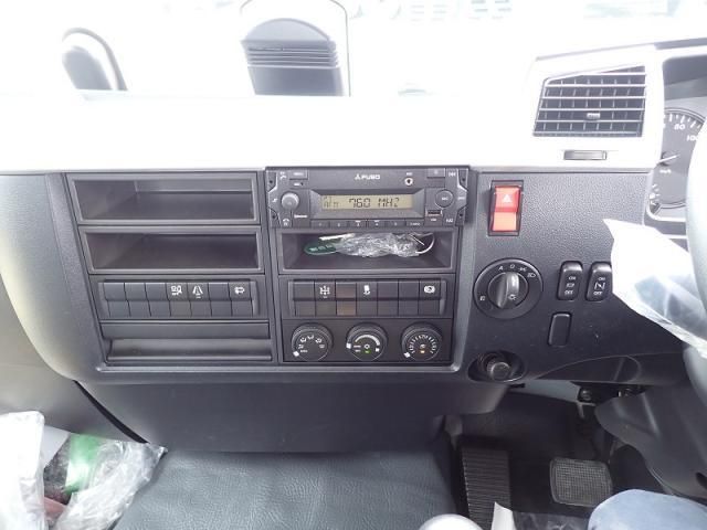 MITSUBISHI FUSOU FIGHTER 2025