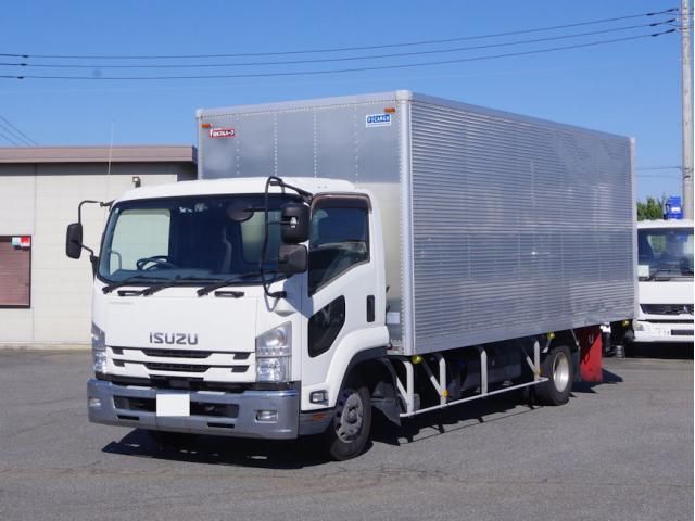 ISUZU FORWARD 2021
