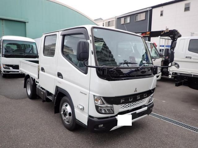 MITSUBISHI CANTER 2025