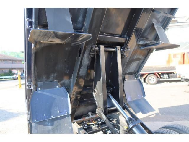 MITSUBISHI CANTER 2019