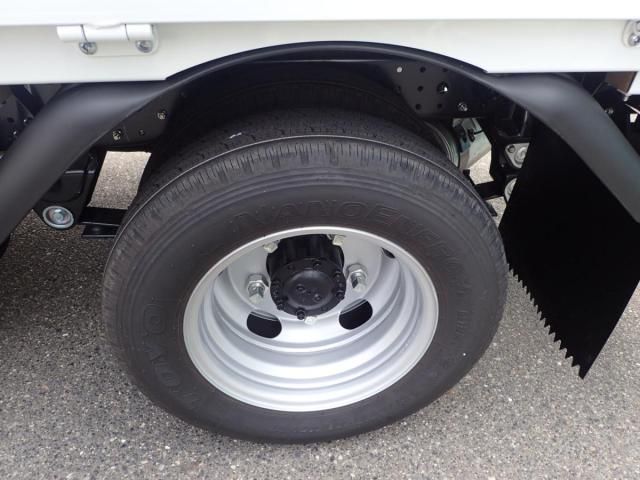 MITSUBISHI CANTER 2025