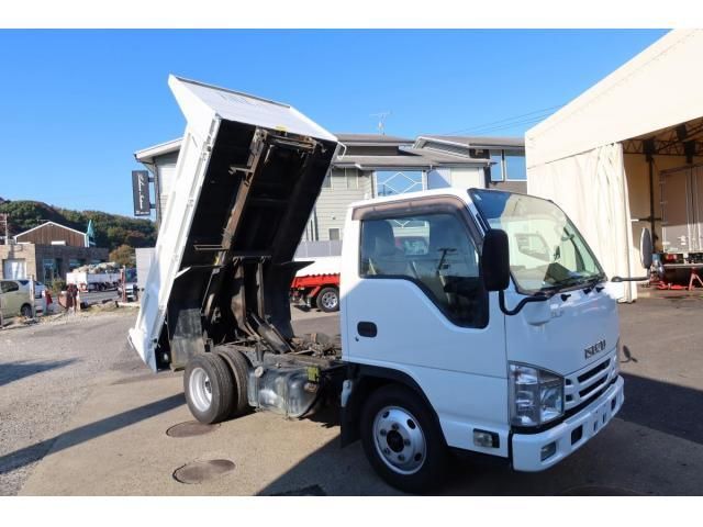 ISUZU ELF 2018