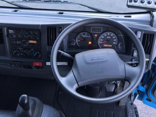 ISUZU ELF 2019