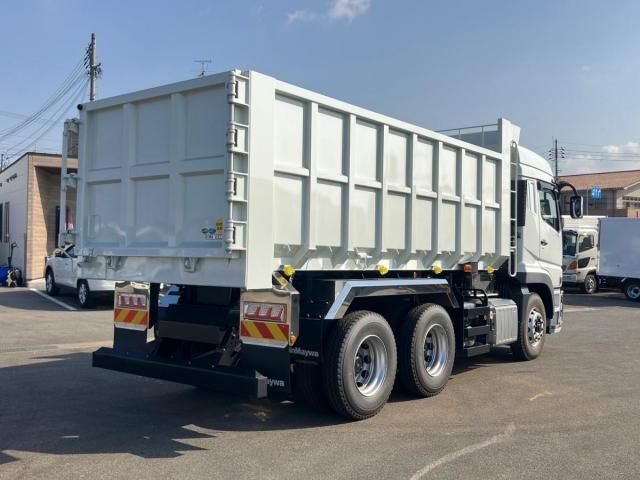 MITSUBISHI FUSOU SUPER GREAT 2024