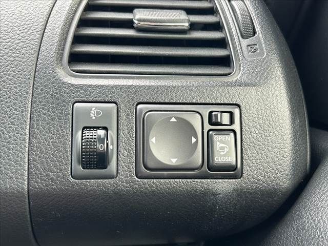 NISSAN SERENA  S-HYBRID 2014