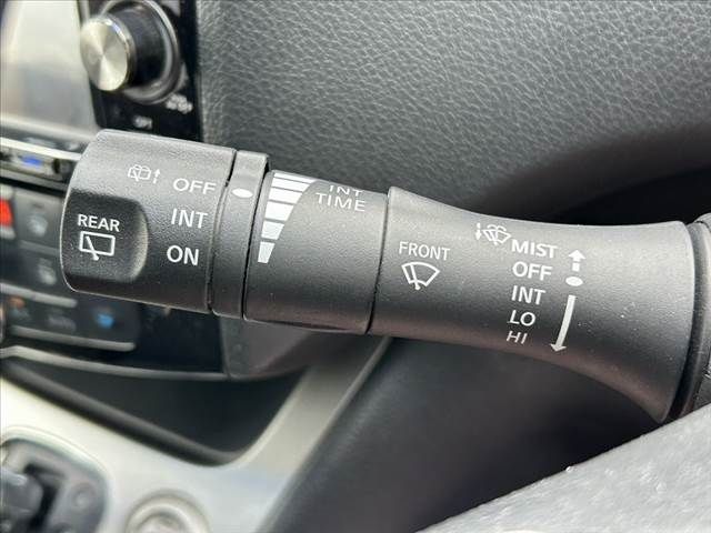 NISSAN SERENA  S-HYBRID 2014