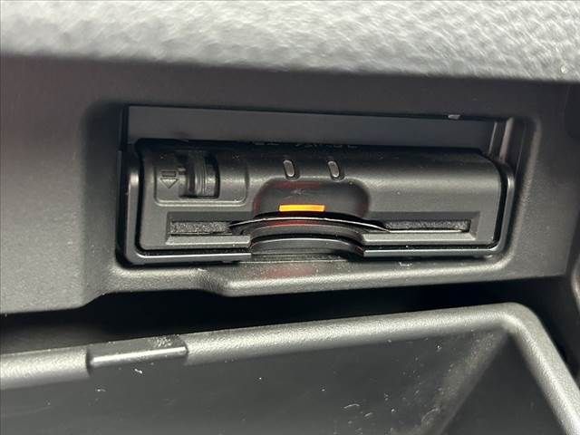 NISSAN SERENA  S-HYBRID 2014