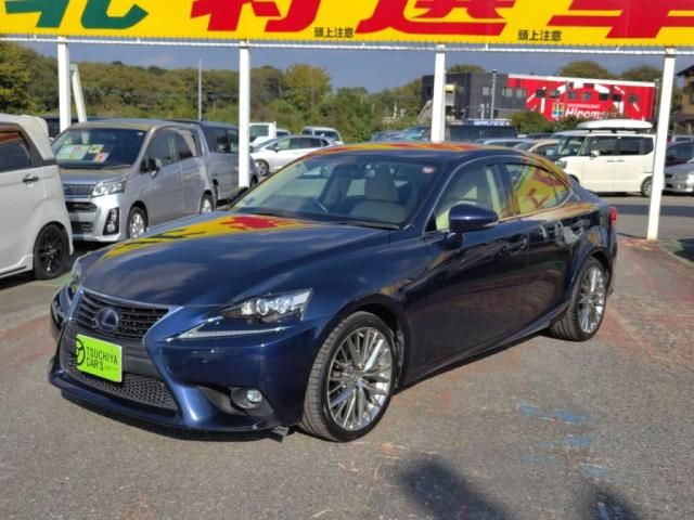 TOYOTA LEXUS IS300h 2014
