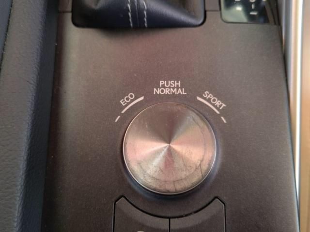 TOYOTA LEXUS IS300h 2014