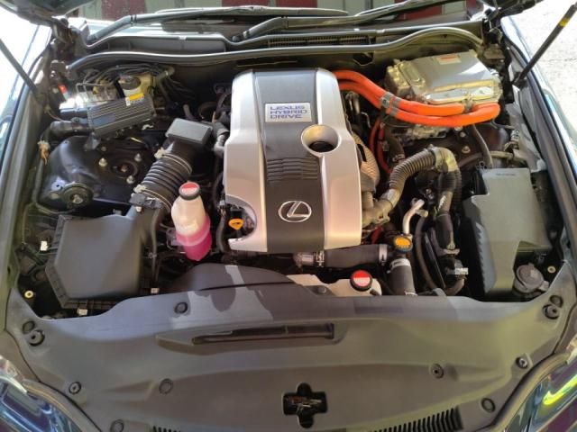 TOYOTA LEXUS IS300h 2014