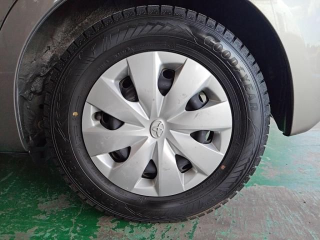 TOYOTA VITZ HYBRID 2017