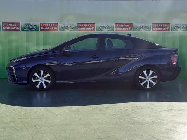TOYOTA MIRAI 2016