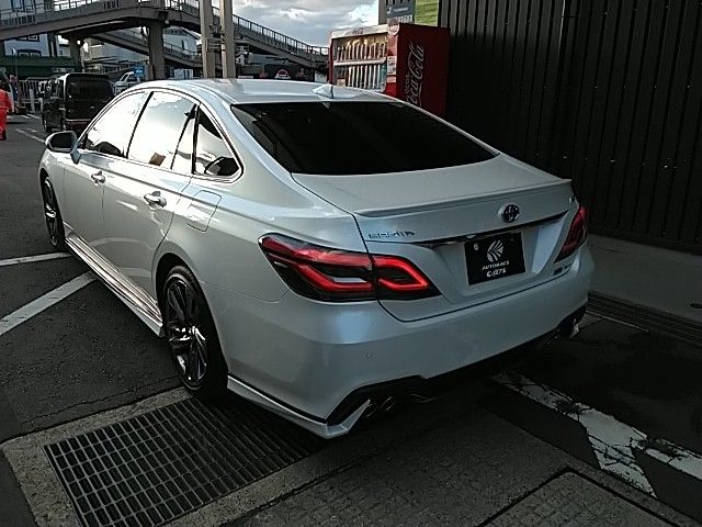 TOYOTA CROWN sedan hybrid 4WD 2021