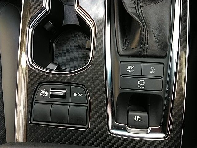 TOYOTA CROWN sedan hybrid 4WD 2021