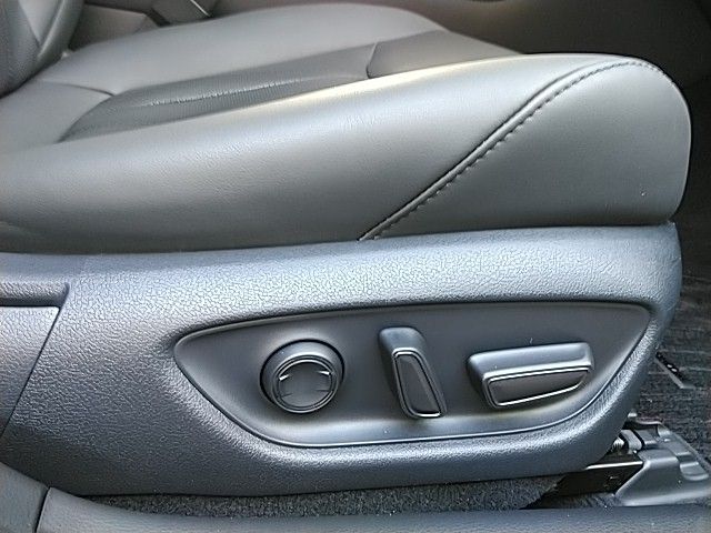 TOYOTA CROWN sedan hybrid 4WD 2021