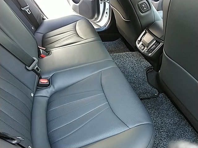 TOYOTA CROWN sedan hybrid 4WD 2021